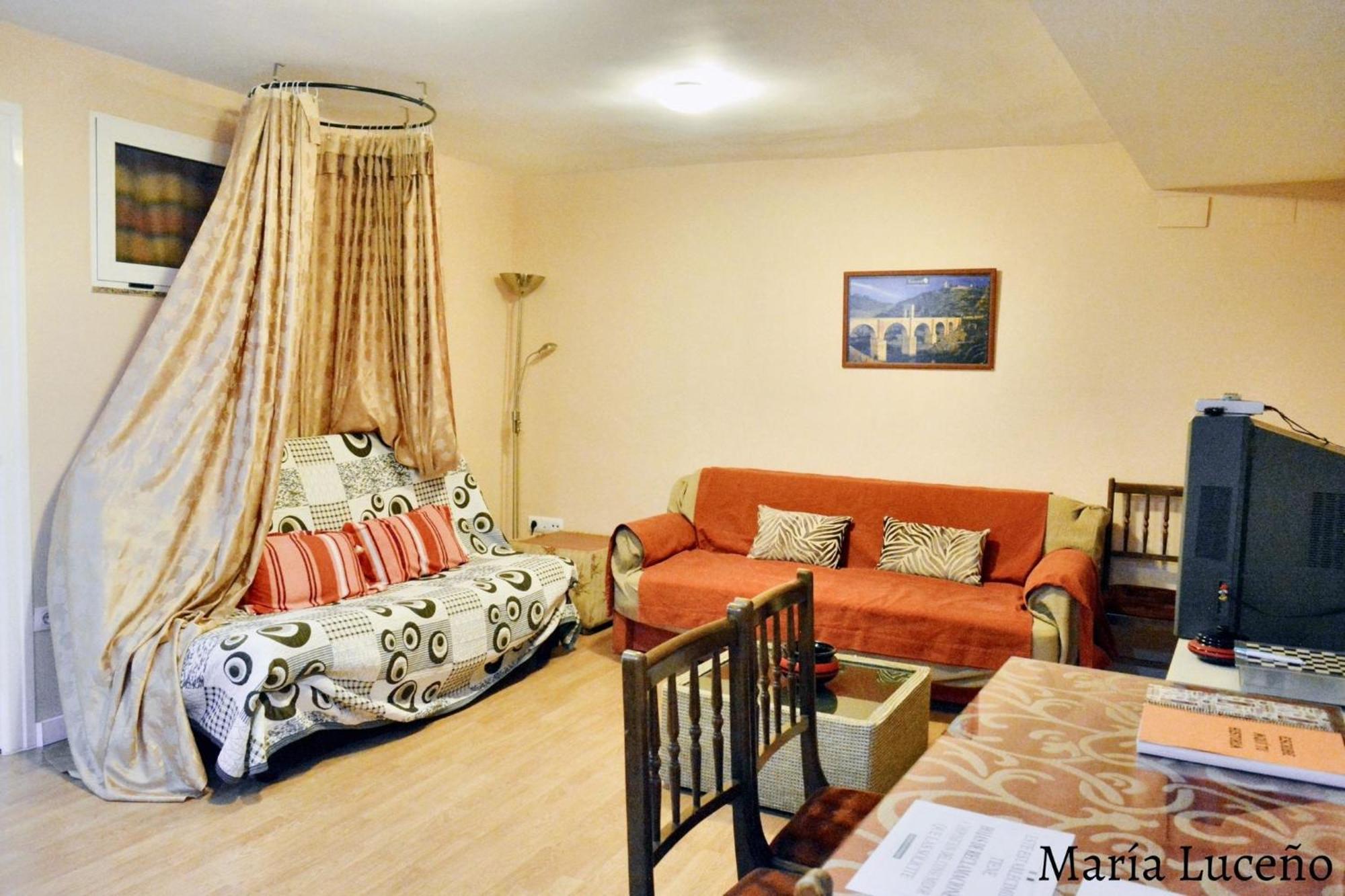 Comfortable Apartment In Caceres 55 M² Welcoming Terrace Екстер'єр фото